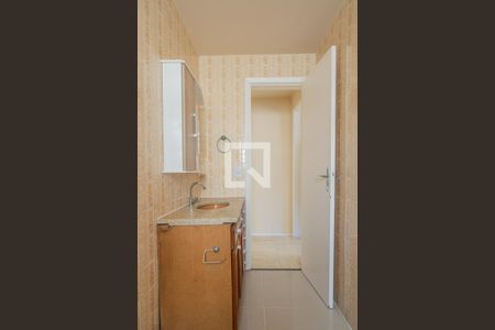 Banheiro de apartamento para alugar com 1 quarto, 54m² em Partenon, Porto Alegre