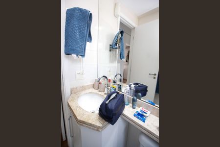 Apartamento à venda com 121m², 3 quartos e 2 vagasBanheiro da Suíte