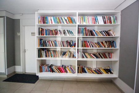 Apartamento à venda com 121m², 3 quartos e 2 vagasÁrea comum - Biblioteca