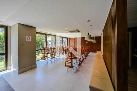 Apartamento à venda com 69m², 2 quartos e 1 vaga Apartamento à venda com 69m², 2 quartos e 1 vagaÁrea comum - Salão de festas