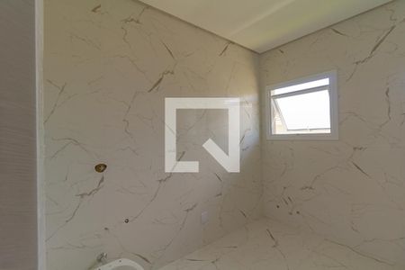 Casa à venda com 220m², 3 quartos e 4 vagasBanheiro da Suíte 1