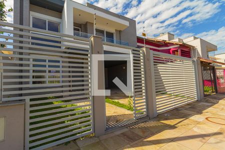 Casa à venda com 220m², 3 quartos e 4 vagasFachada