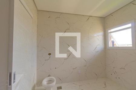 Casa à venda com 220m², 3 quartos e 4 vagasBanheiro da Suíte 1