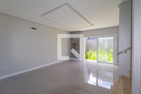 Casa à venda com 220m², 3 quartos e 4 vagasSala