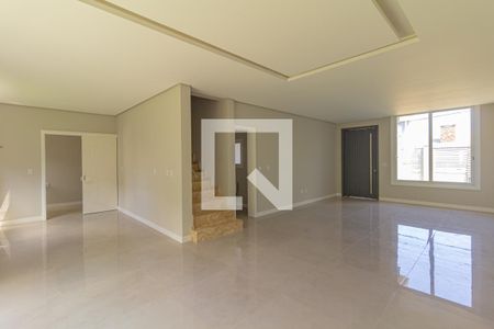 Sala de casa à venda com 3 quartos, 220m² em Estância Velha, Canoas