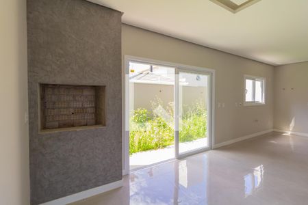 Casa à venda com 220m², 3 quartos e 4 vagasSala