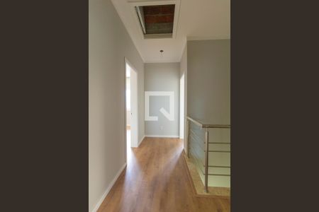 Casa à venda com 220m², 3 quartos e 4 vagasCorredor