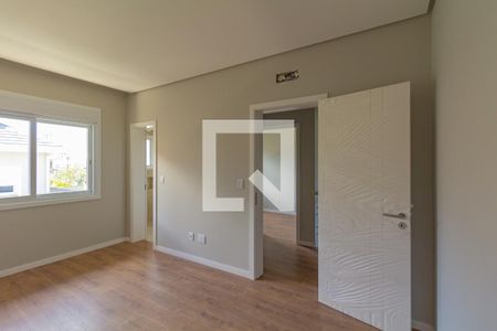 Casa à venda com 220m², 3 quartos e 4 vagasSuíte 3