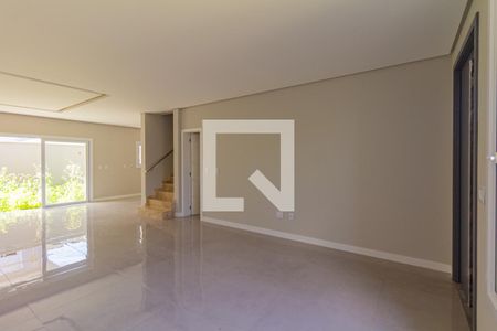 Sala de casa à venda com 3 quartos, 220m² em Estância Velha, Canoas