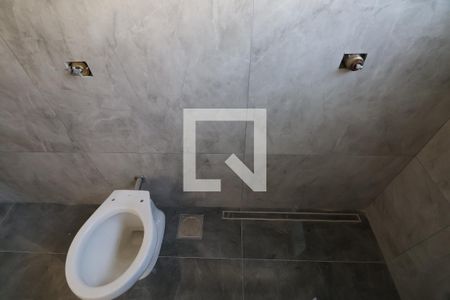 Casa de condomínio para alugar com 232m², 3 quartos e 2 vagasBanheiro da Suíte 2