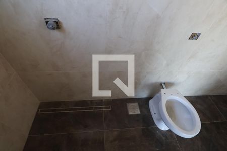 Casa de condomínio para alugar com 232m², 3 quartos e 2 vagasBanheiro da Suíte 1