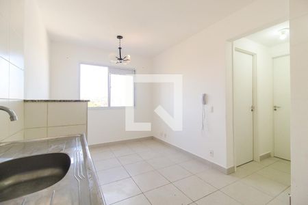 Sala/Cozinha de apartamento para alugar com 2 quartos, 38m² em Vila Nova Curuca, São Paulo