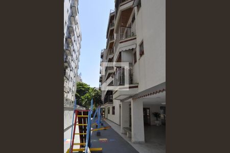 Apartamento à venda com 81m², 2 quartos e 1 vagaFachada