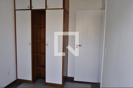 Apartamento à venda com 81m², 2 quartos e 1 vagaQuarto 2