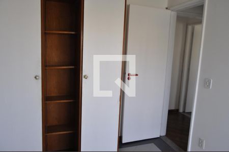 Apartamento à venda com 81m², 2 quartos e 1 vagaQuarto 2