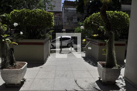 Apartamento à venda com 81m², 2 quartos e 1 vagaFachada