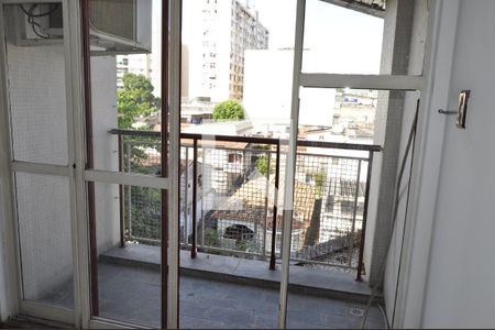 Apartamento à venda com 81m², 2 quartos e 1 vagaSala