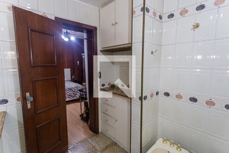 Casa à venda com 280m², 6 quartos e 3 vagas Casa à venda com 280m², 6 quartos e 3 vagasBanheiro da Suíte 1