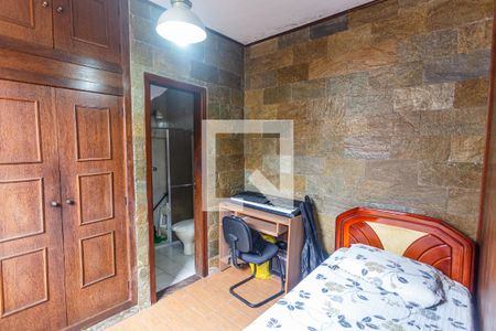 Casa à venda com 280m², 6 quartos e 3 vagas Casa à venda com 280m², 6 quartos e 3 vagasSuíte 4 na Casa dos Fundos