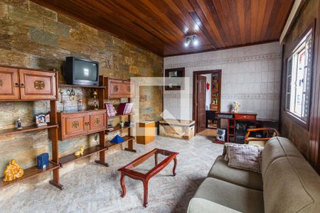 Casa à venda com 280m², 6 quartos e 3 vagas Casa à venda com 280m², 6 quartos e 3 vagasSala da Casa dos Fundos