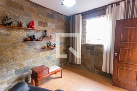 Casa à venda com 280m², 6 quartos e 3 vagas Casa à venda com 280m², 6 quartos e 3 vagasSuíte 3 na Casa dos Fundos