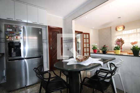 Casa à venda com 286m², 4 quartos e 4 vagasCozinha