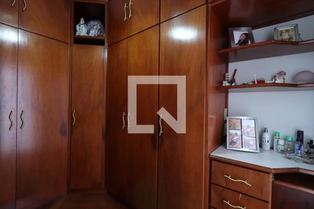 Casa à venda com 286m², 4 quartos e 4 vagasQuarto 2