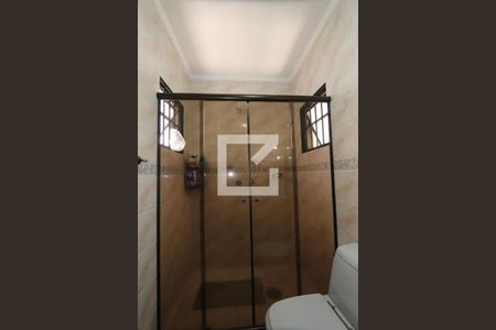 Casa à venda com 286m², 4 quartos e 4 vagasBanheiro Social