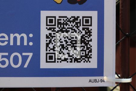 Casa à venda com 286m², 4 quartos e 4 vagasQR code