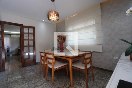 Casa à venda com 286m², 4 quartos e 4 vagasSala de Jantar