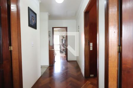 Casa à venda com 286m², 4 quartos e 4 vagasHall dos quartos