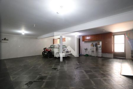 Casa à venda com 286m², 4 quartos e 4 vagasGaragem
