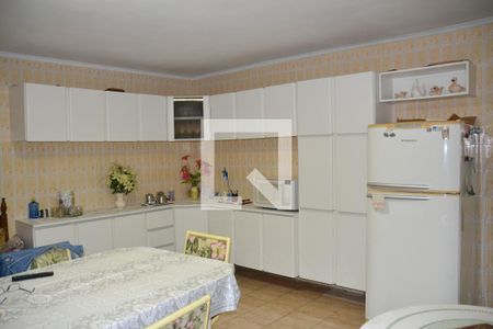 Casa à venda com 180m², 3 quartos e 1 vaga Casa à venda com 180m², 3 quartos e 1 vagaCozinha