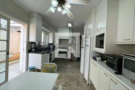 Casa de condomínio à venda com 600m², 4 quartos e 4 vagasCozinha