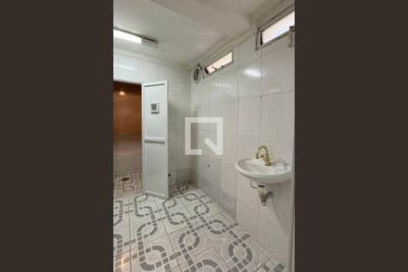 Casa de condomínio à venda com 600m², 4 quartos e 4 vagasBanheiro