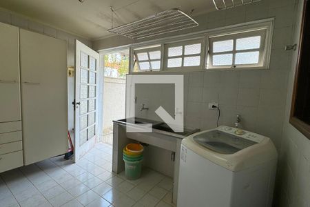 Casa de condomínio à venda com 600m², 4 quartos e 4 vagasÁrea de Serviço