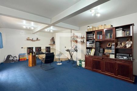 Casa de condomínio à venda com 600m², 4 quartos e 4 vagasÁrea comum - Salão de festas