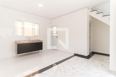Sala/Cozinha de casa de condomínio para alugar com 2 quartos, 64m² em Vila Áurea, Poá