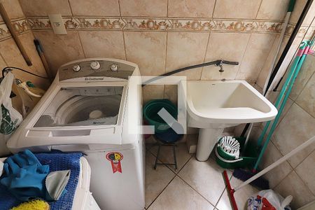 Apartamento à venda com 70m², 2 quartos e 1 vagaÁrea de Serviço