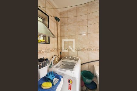 Apartamento à venda com 70m², 2 quartos e 1 vagaÁrea de Serviço