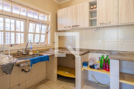 Casa à venda com 310m², 3 quartos e 3 vagasCozinha