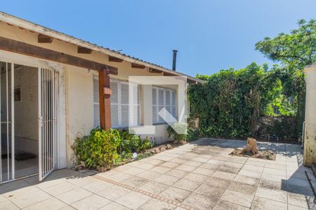 Casa à venda com 310m², 3 quartos e 3 vagasFachada