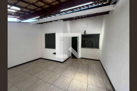 Casa à venda com 2 quartos, 71m² em Santa Branca, Belo Horizonte
