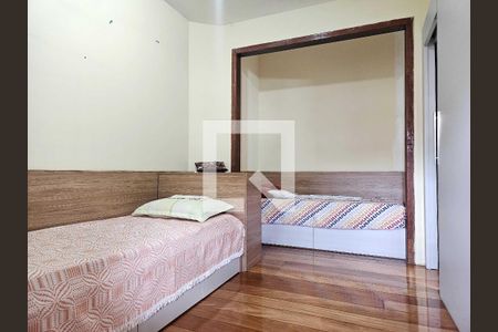 Casa à venda com 145m², 4 quartos e 3 vagas