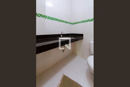 Casa para alugar com 110m², 3 quartos e sem vagaBanheiro