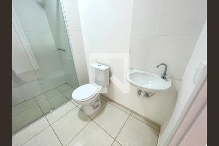 Apartamento para alugar com 60m², 3 quartos e 1 vaga Apartamento para alugar com 60m², 3 quartos e 1 vagaBanheiro Social