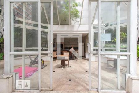 Apartamento para alugar com 45m², 1 quarto e 1 vaga Apartamento para alugar com 45m², 1 quarto e 1 vagaÁrea comum - Churrasqueira