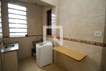 Apartamento à venda com 49m², 2 quartos e sem vagaCozinha e Área de Serviço