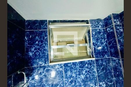 Apartamento à venda com 38m², 1 quarto e sem vagaSuíte banheiro