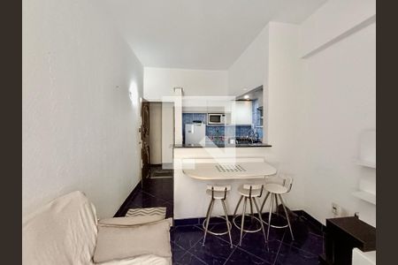 Sala de apartamento à venda com 1 quarto, 38m² em Copacabana, Rio de Janeiro